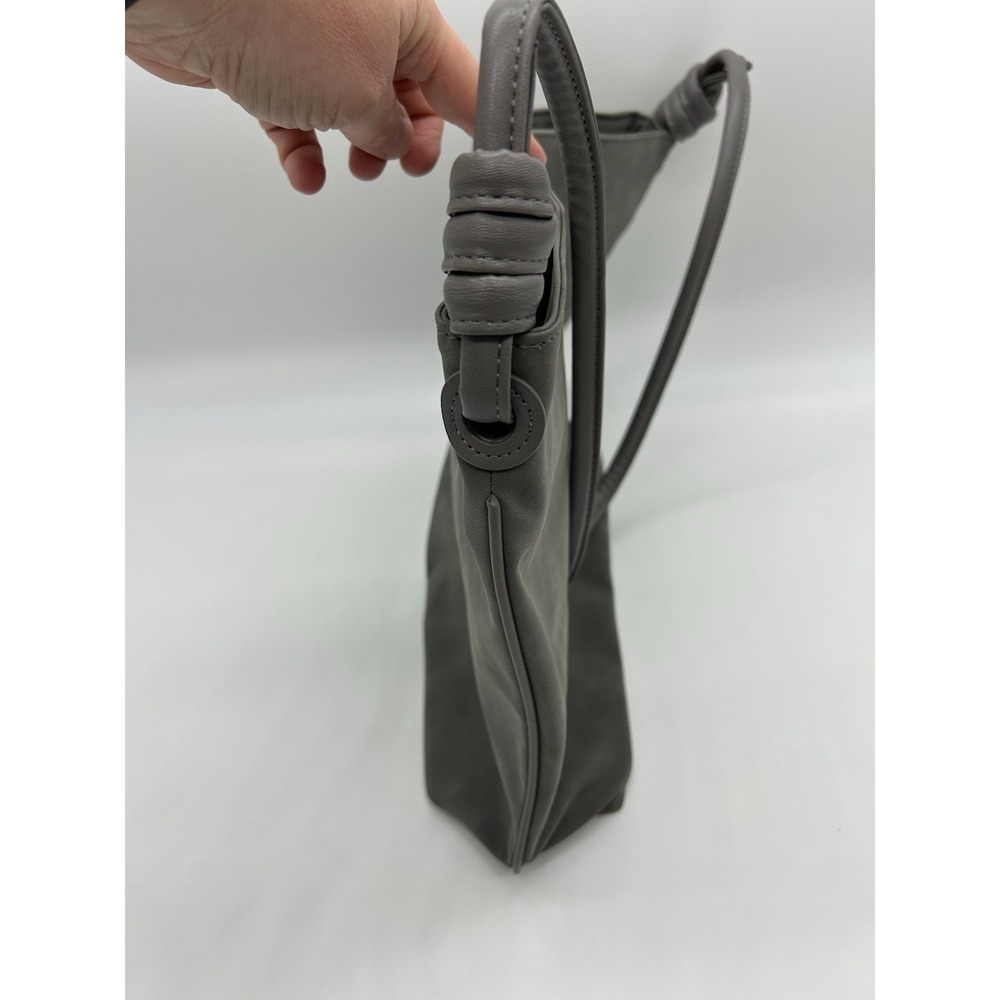 8 OTHER REASONS COLD SHOULDER BAG VEGAN GREY SUEDE - Picture 7 of 9